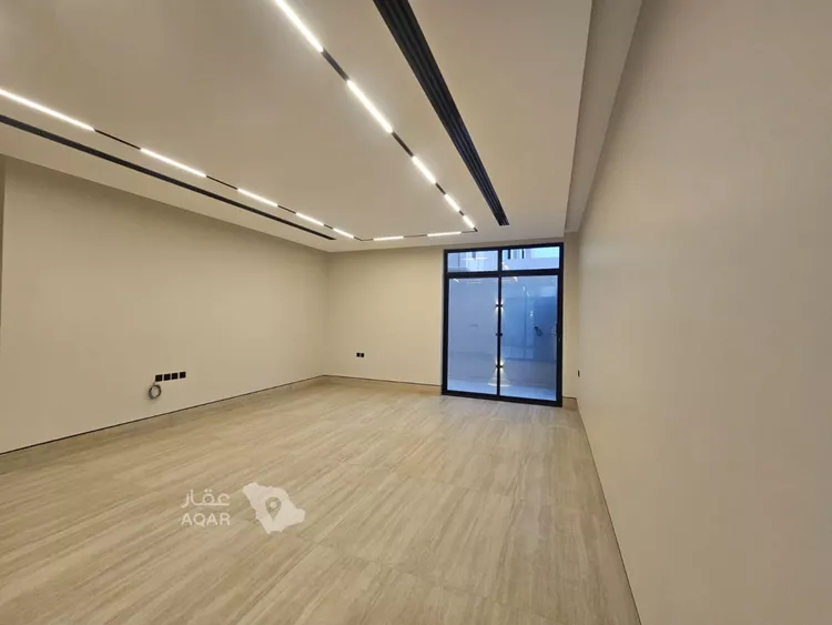 Villa for Sale in Riyadh Al Arid 12
