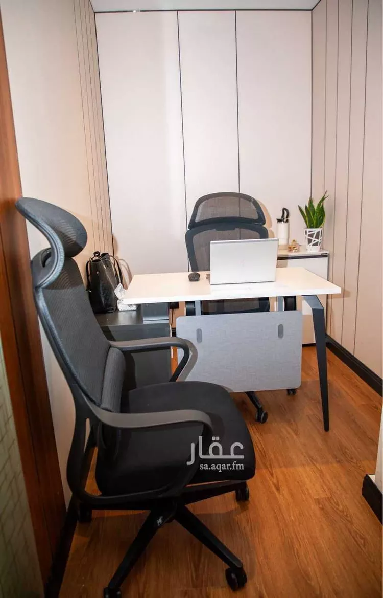 مكتب تجاري للإيجار في شارع الامير عبدالعزيز بن مساعد بن جلوي, حي المربع, مدينة الرياض, منطقة الرياض صورة 4