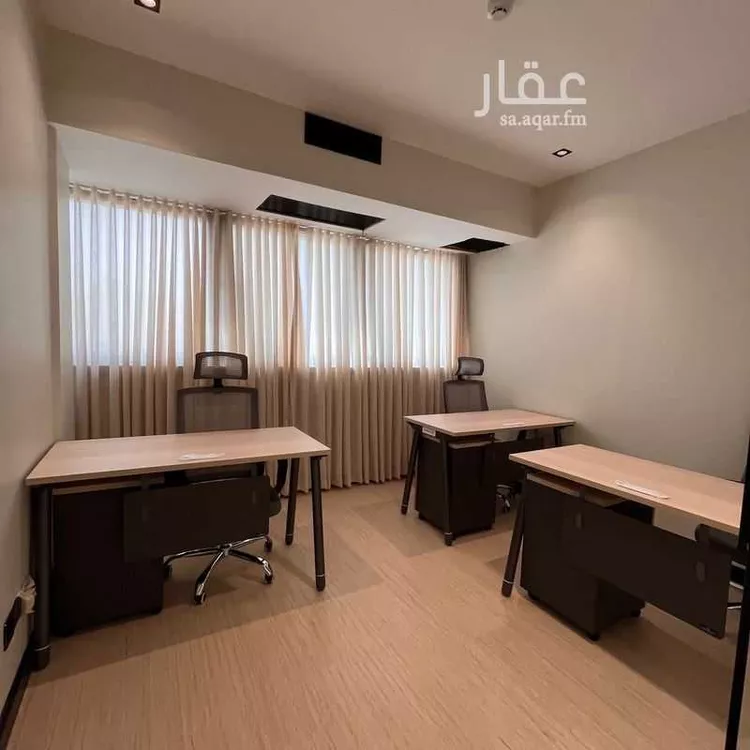 مكتب تجاري للإيجار في شارع الامير عبدالعزيز بن مساعد بن جلوي, حي المربع, مدينة الرياض, منطقة الرياض صورة 2