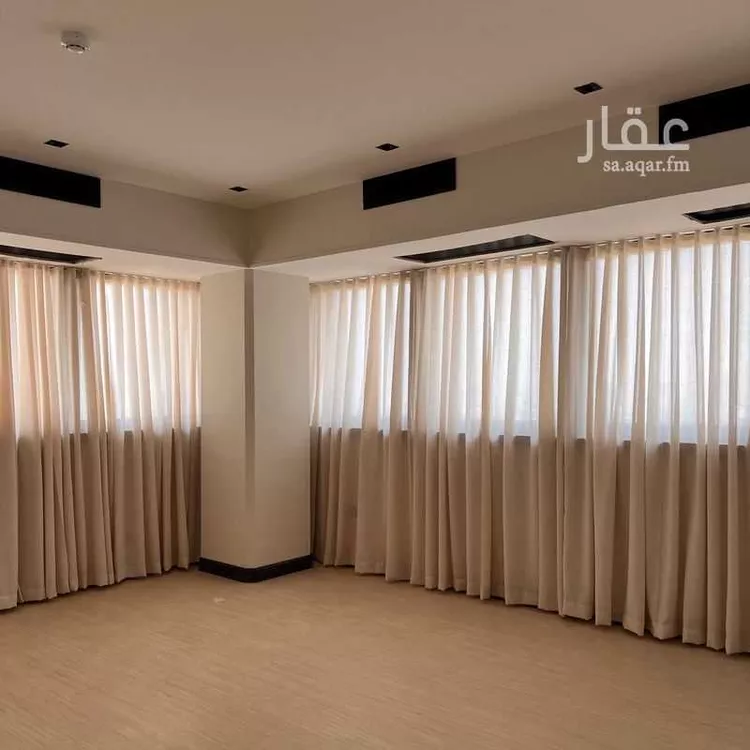 مكتب تجاري للإيجار في شارع الامير عبدالعزيز بن مساعد بن جلوي, حي المربع, مدينة الرياض, منطقة الرياض