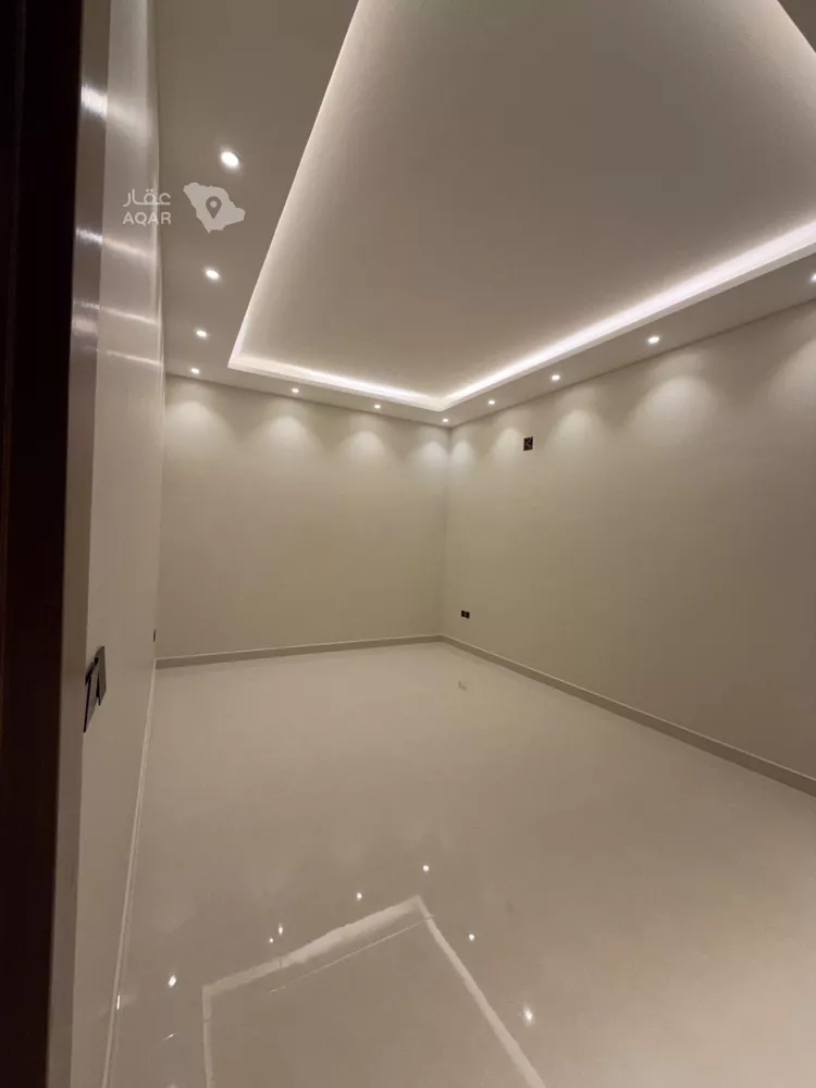 فيلا للبيع في شارع ابن سعيد المقرئ, حي العارض, مدينة الرياض, منطقة الرياض صورة 5