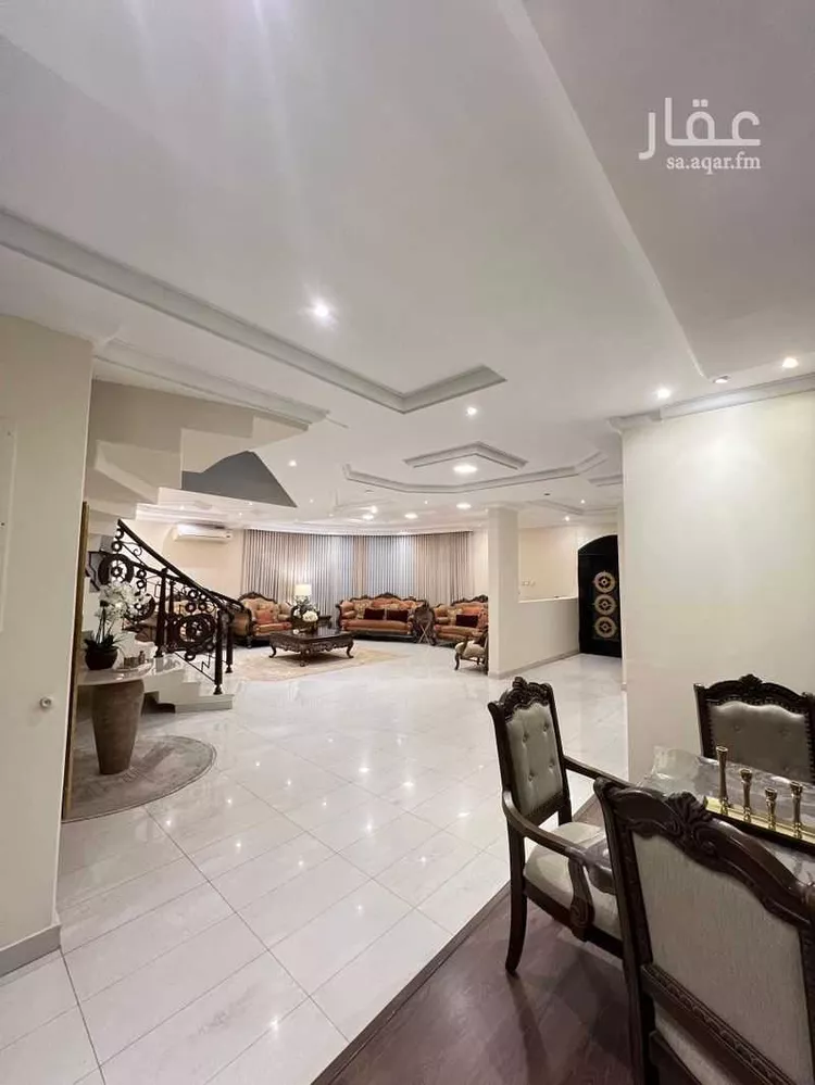 فيلا للبيع في شارع سعيد بن بيشان ، حي ظهرة العودة شرق ، الدرعية ، الدرعية صورة 2