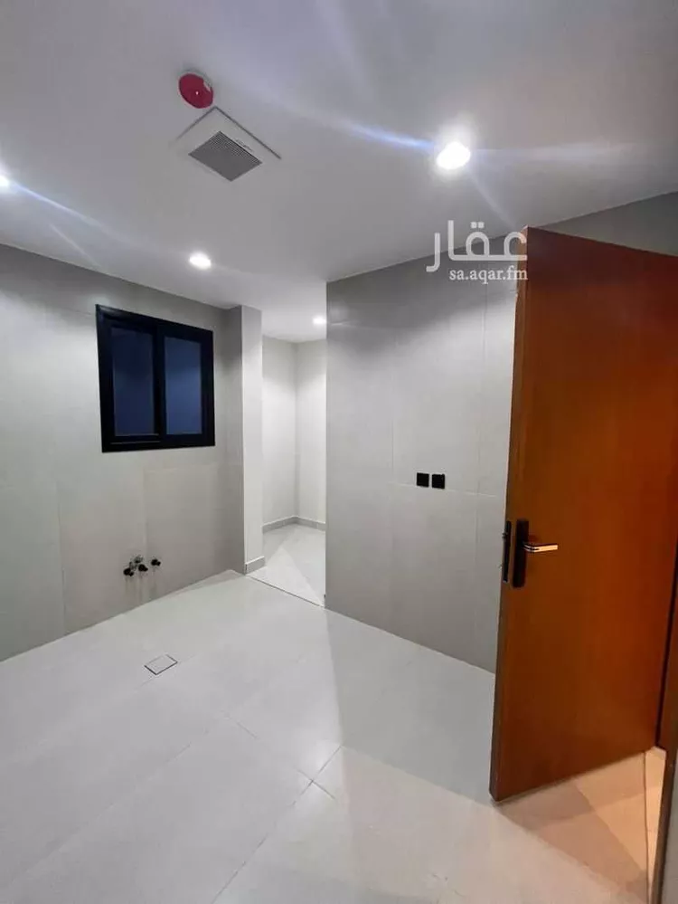 Building for Rent in Riyadh Dhahrat Laban 7