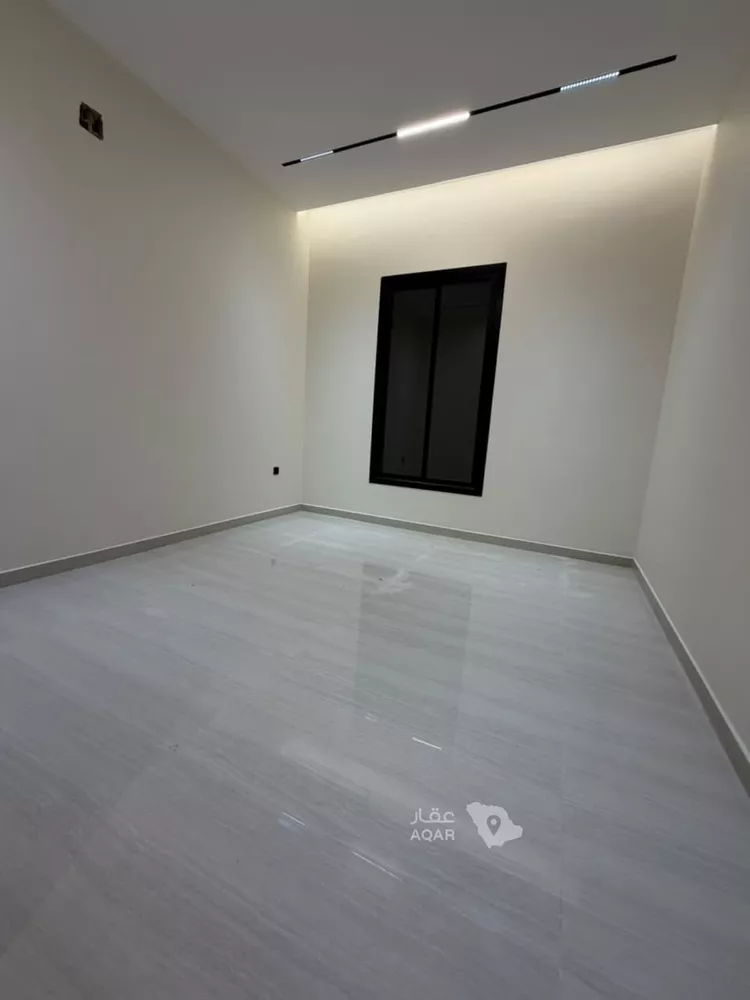 Floor for Sale in Riyadh As Saadah 9