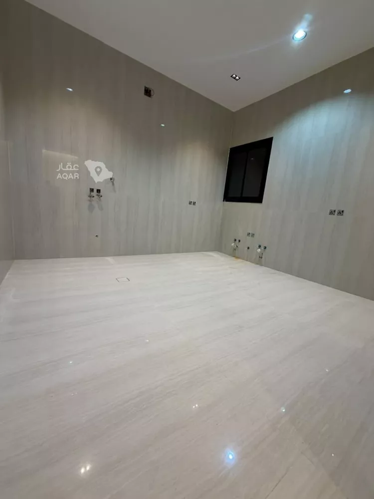 Floor for Sale in Riyadh As Saadah 2