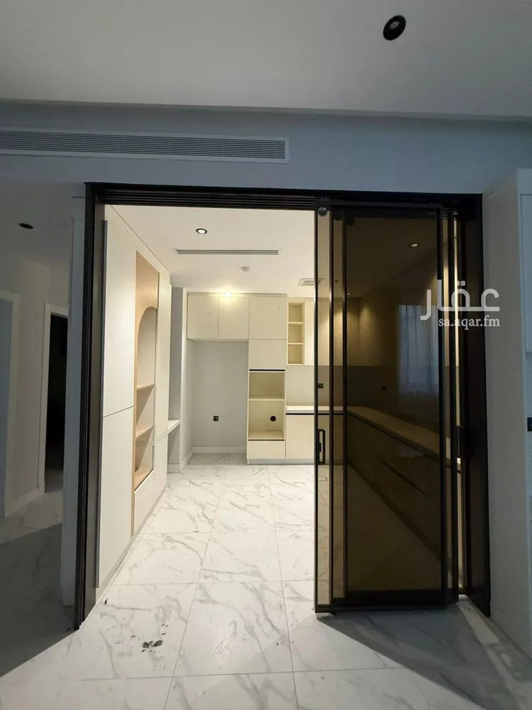شقة للإيجار في شارع الدهناء, حي الملقا, مدينة الرياض, منطقة الرياض صورة 4