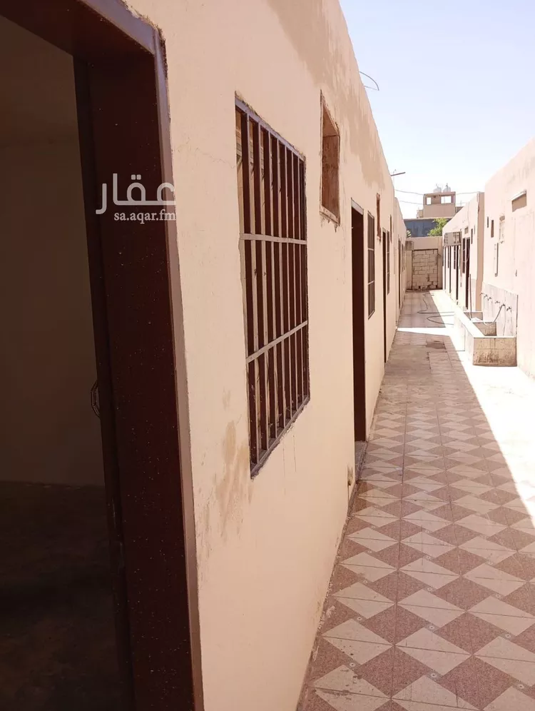 عمارة للإيجار في شارع ربيعه بن الحارث, حي الرمال, مدينة الرياض, منطقة الرياض 8