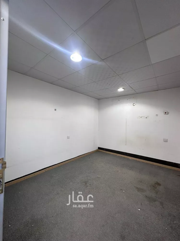 Building for Rent in Riyadh Ar Rimal 10