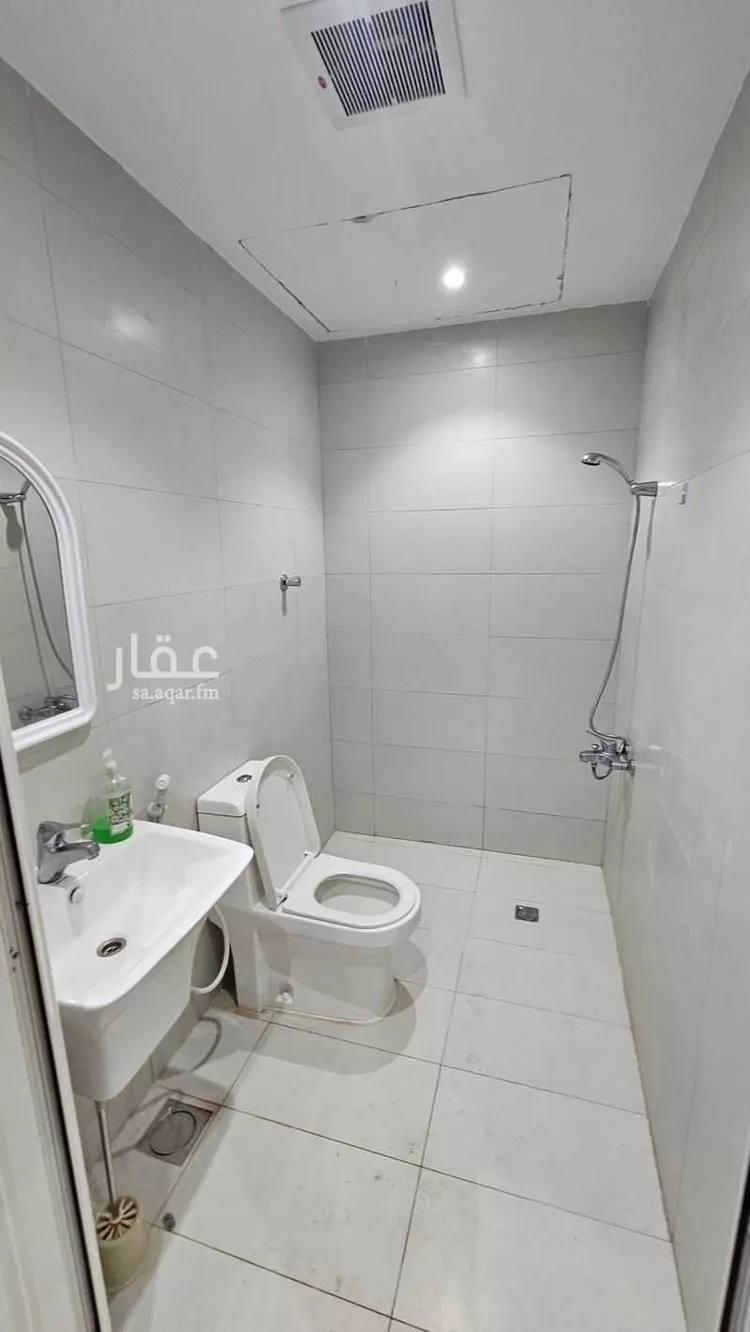 شقة للإيجار في شارع التاسع عشر, حي الخبر الجنوبية, مدينة الخبر, المنطقة الشرقية صورة 2