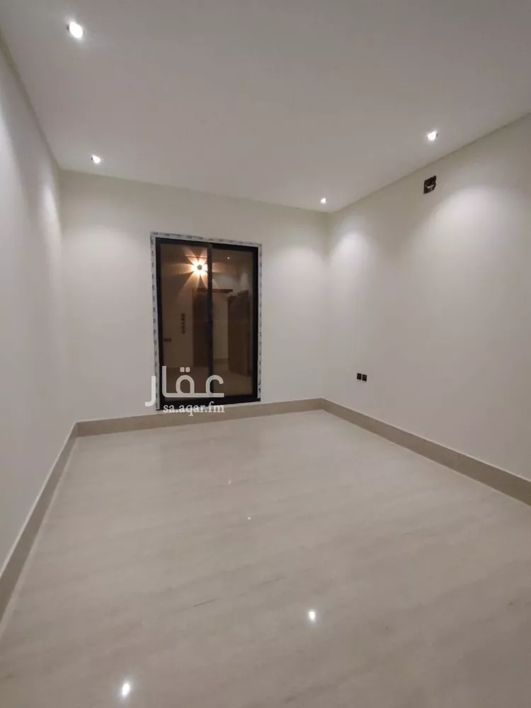 شقة للبيع في شارع صدر الدين الشافعي, حي عكاظ, مدينة الرياض, منطقة الرياض صورة 2