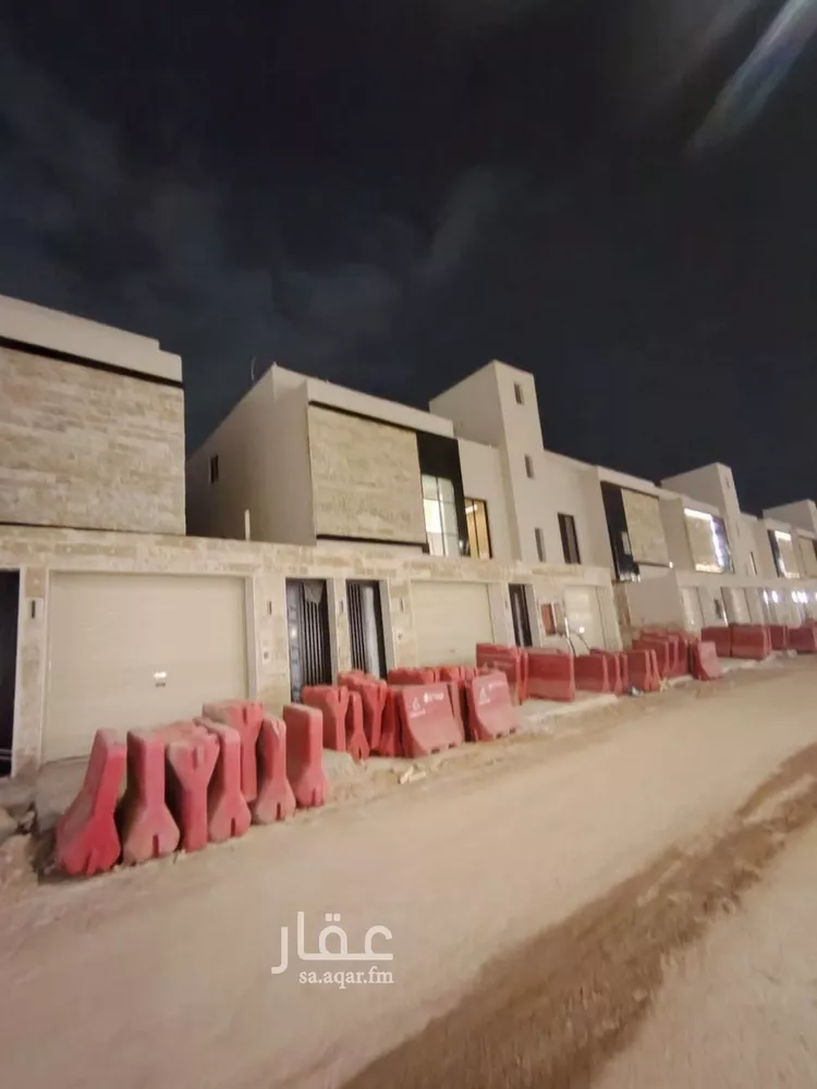 شقة للبيع في شارع صدر الدين الشافعي, حي عكاظ, مدينة الرياض, منطقة الرياض 15