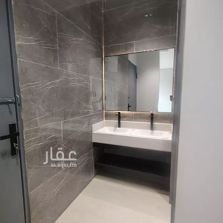 Villa for Sale in Riyadh Tuwaiq 17