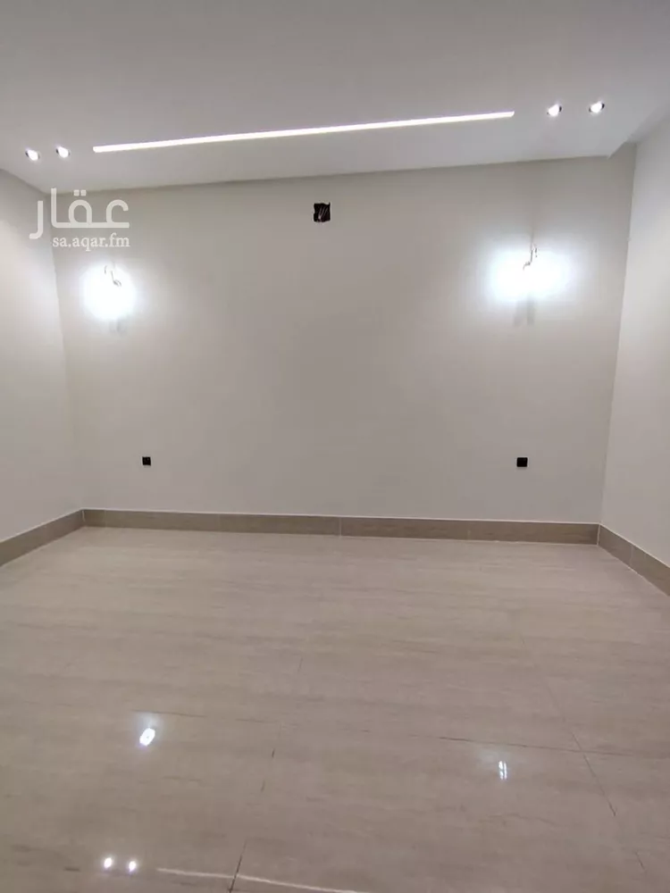 شقة للبيع في شارع صدر الدين الشافعي, حي عكاظ, مدينة الرياض, منطقة الرياض صورة 4