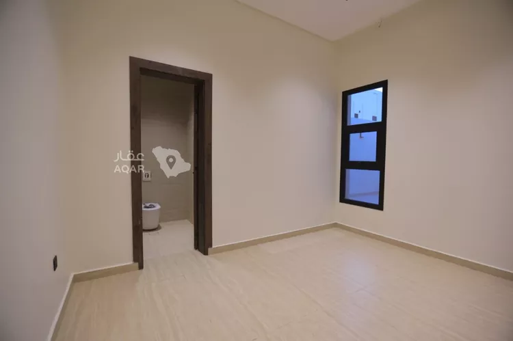 فيلا للبيع في شارع الشاكر الشافعي, حي ظهرة البديعة, مدينة الرياض, منطقة الرياض 12