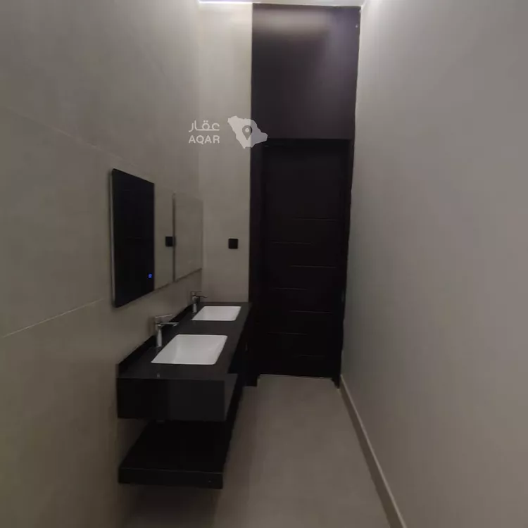 Floor for Sale in Riyadh Tuwaiq 4