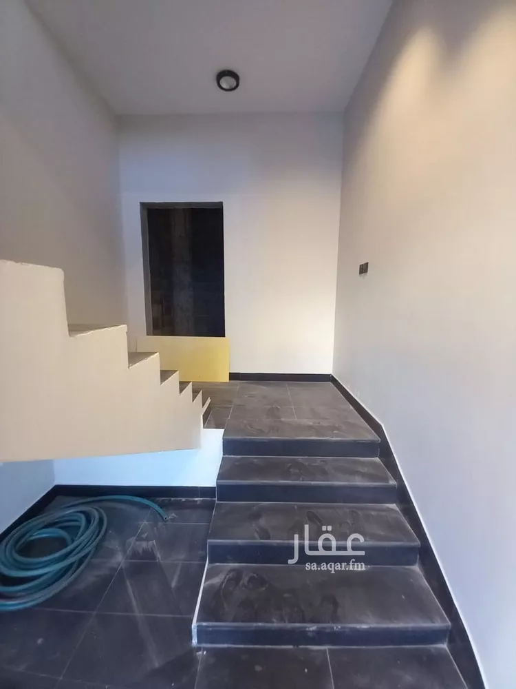 دور للبيع في شارع السماني, حي الزهرة, مدينة الرياض, منطقة الرياض 18