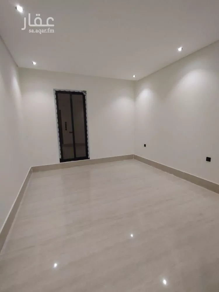 شقة للبيع في شارع صدر الدين الشافعي, حي عكاظ, مدينة الرياض, منطقة الرياض 11