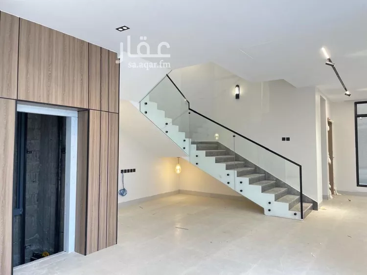 فيلا للبيع في شارع أحمد مفتي المكي الحنفي, حي المهدية, مدينة الرياض, منطقة الرياض صورة 5