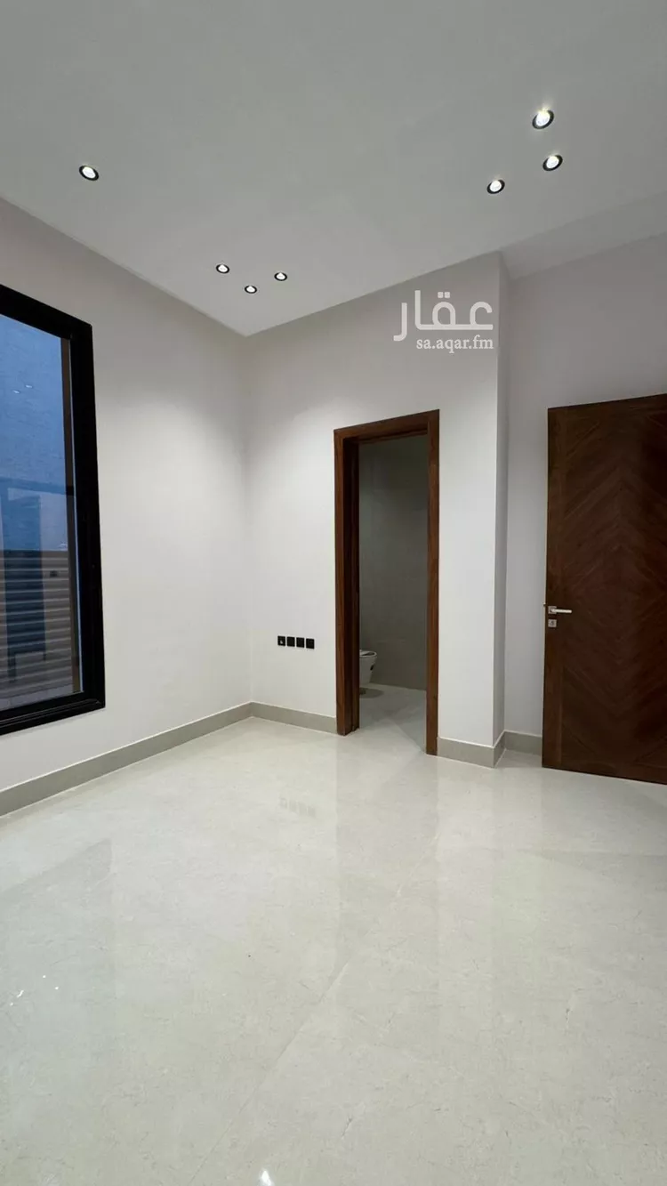 فيلا للبيع في شارع عفيف الدين الثقفي, حي المهدية, مدينة الرياض, منطقة الرياض صورة 3