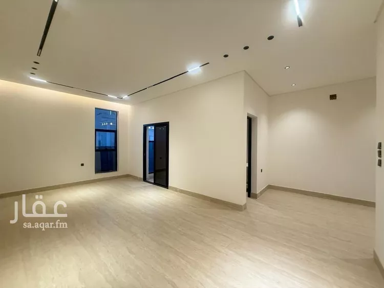 فيلا للبيع في شارع السيل الكبير, حي المهدية, مدينة الرياض, منطقة الرياض صورة 2