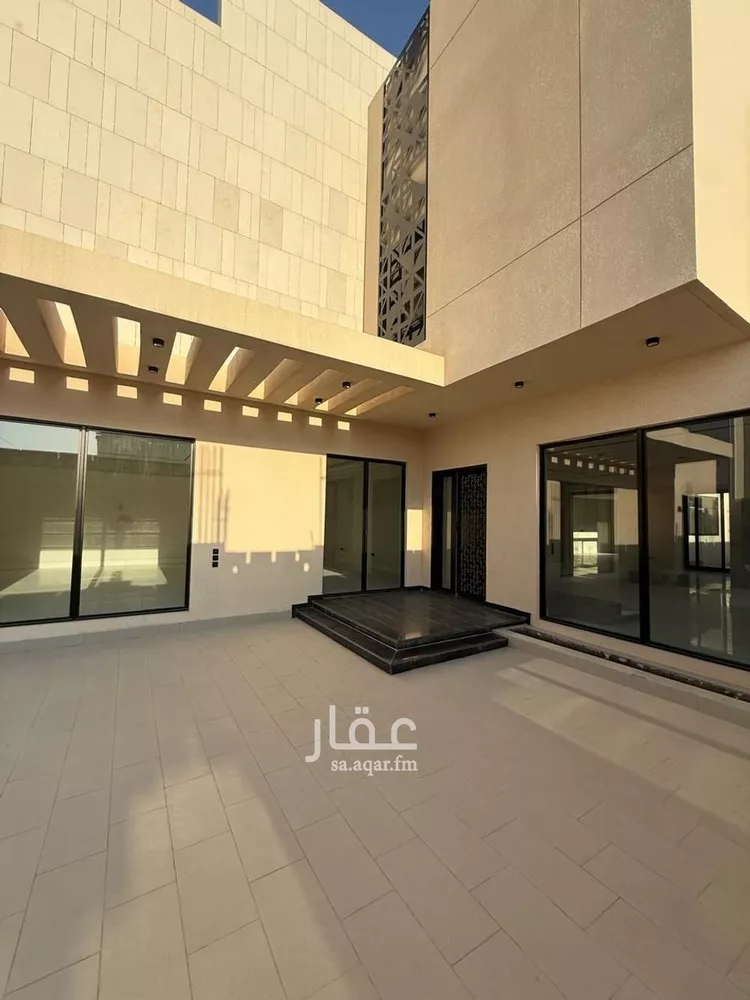 Villa for Sale in Riyadh Al Mahdiyah 14