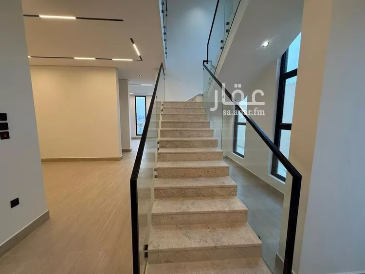 فيلا للبيع في شارع السيل الكبير, حي المهدية, مدينة الرياض, منطقة الرياض صورة 4