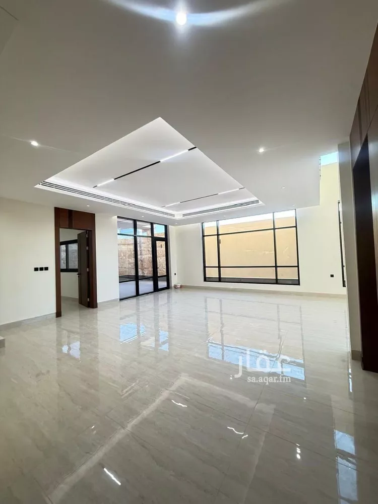 فيلا للبيع في شارع السيل الكبير, حي المهدية, مدينة الرياض, منطقة الرياض صورة 4