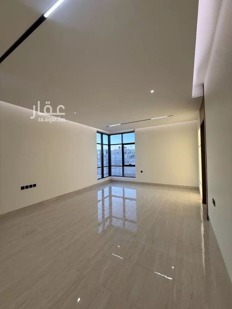Villa for Sale in Riyadh Al Mahdiyah 18