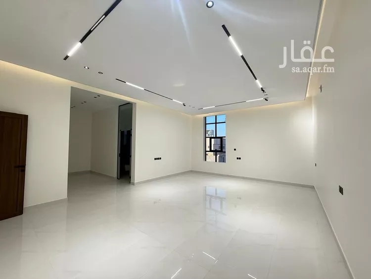 فيلا للبيع في شارع القاسم النويري, حي المهدية, مدينة الرياض, منطقة الرياض صورة 2