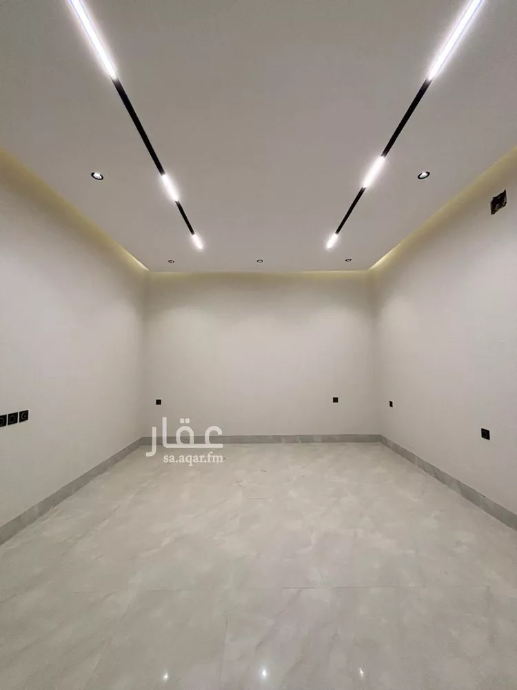 Villa for Sale in Riyadh Al Mahdiyah 30