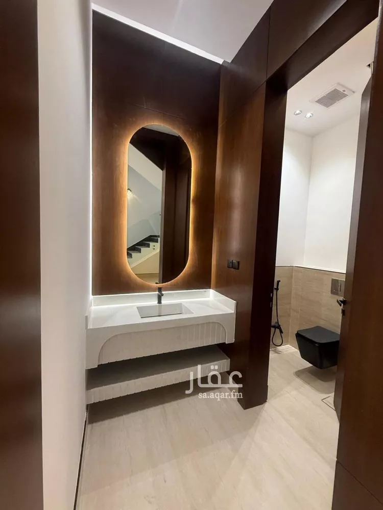 فيلا للبيع في شارع عمر بن عبدالقادر مفتي, حي المهدية, مدينة الرياض, منطقة الرياض صورة 5