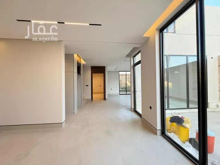 فيلا للبيع في شارع ابي الشيخ الاصبهاني, حي المهدية, مدينة الرياض, منطقة الرياض صورة 2