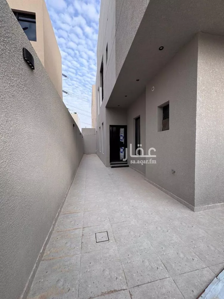 فيلا للبيع في شارع السيل الكبير, حي المهدية, مدينة الرياض, منطقة الرياض صورة 5