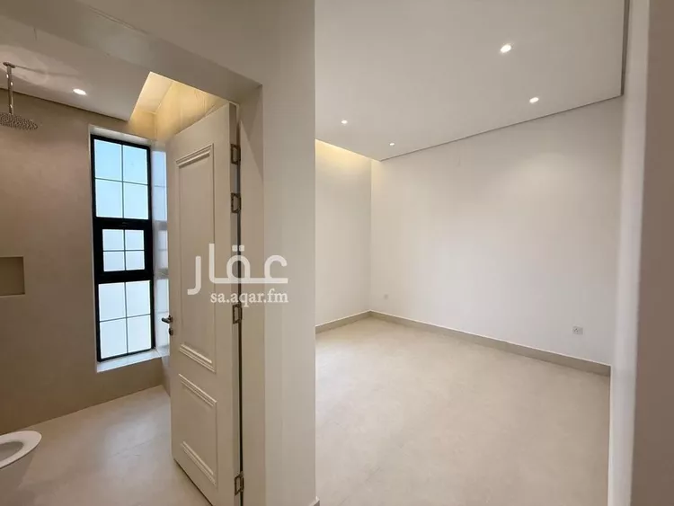 فيلا للبيع في شارع السيل الكبير, حي المهدية, مدينة الرياض, منطقة الرياض صورة 4