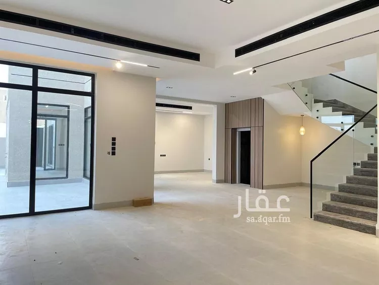 فيلا للبيع في شارع الحافظ بن كثير, حي المهدية, مدينة الرياض, منطقة الرياض صورة 4