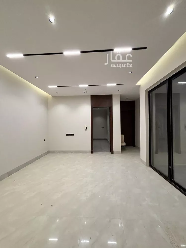 فيلا للبيع في شارع السيل الكبير, حي المهدية, مدينة الرياض, منطقة الرياض 14