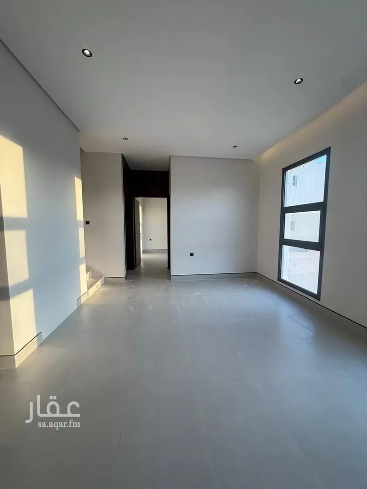 فيلا للبيع في شارع السيل الكبير, حي المهدية, مدينة الرياض, منطقة الرياض صورة 3