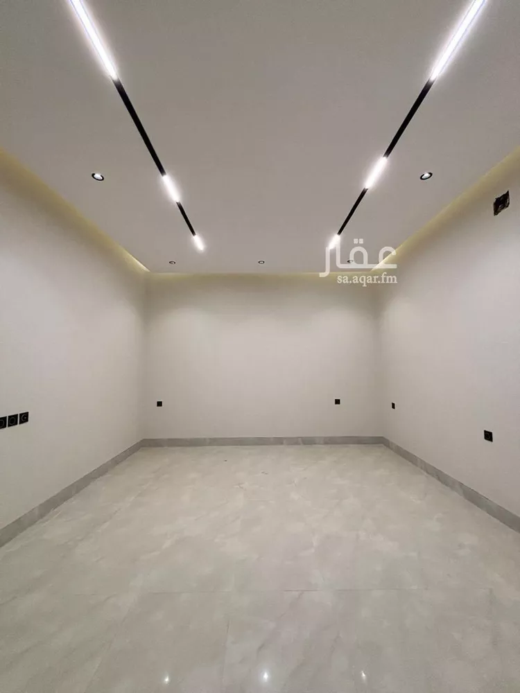 فيلا للبيع في شارع السيل الكبير, حي المهدية, مدينة الرياض, منطقة الرياض 36