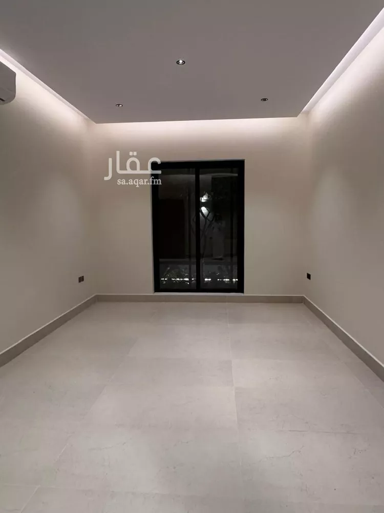 فيلا للبيع في شارع أبي الحسن الأسفرائيني, حي المهدية, مدينة الرياض, منطقة الرياض صورة 3