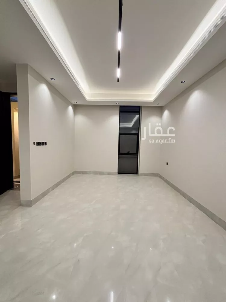 فيلا للبيع في شارع السيل الكبير, حي المهدية, مدينة الرياض, منطقة الرياض 34