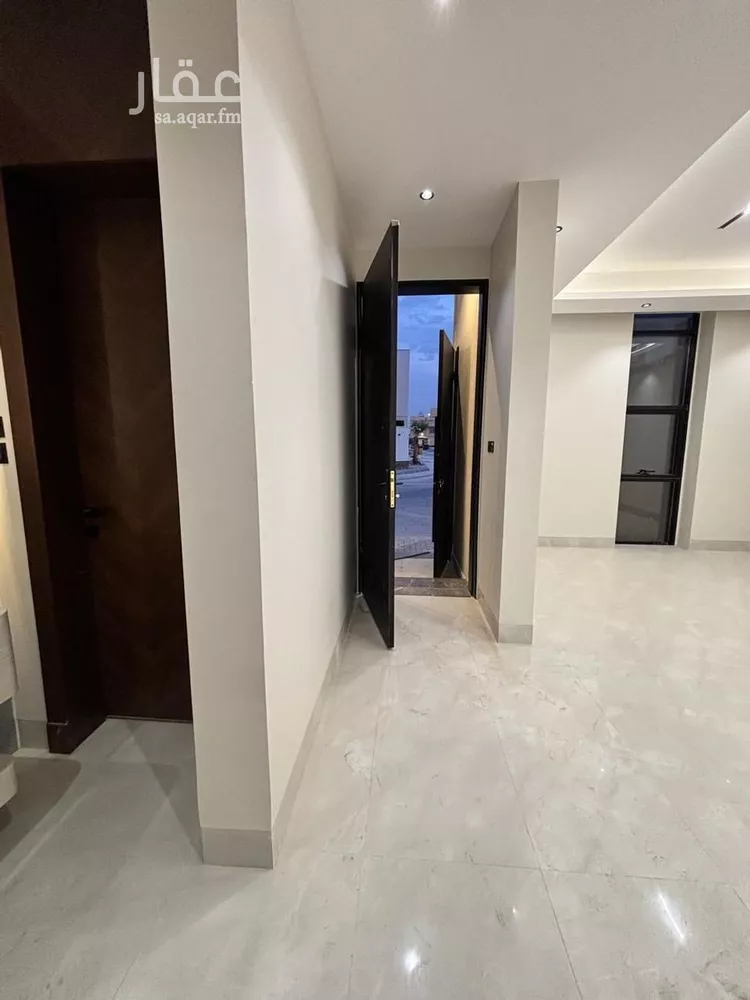 Villa for Sale in Riyadh Al Mahdiyah 8