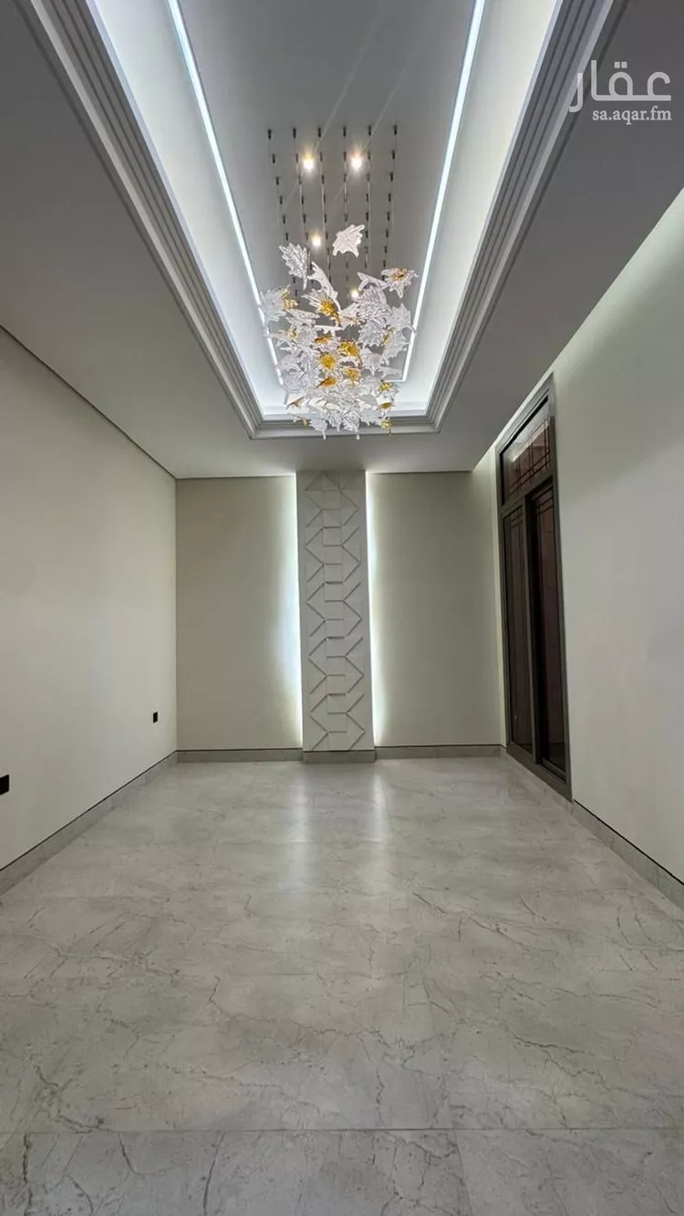 فيلا للبيع في شارع ضوء الصباح, حي المهدية, مدينة الرياض, منطقة الرياض صورة 3