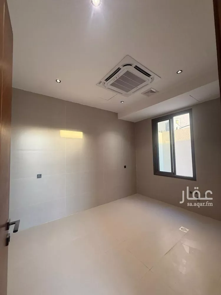 فيلا للبيع في شارع السيل الكبير, حي المهدية, مدينة الرياض, منطقة الرياض صورة 4