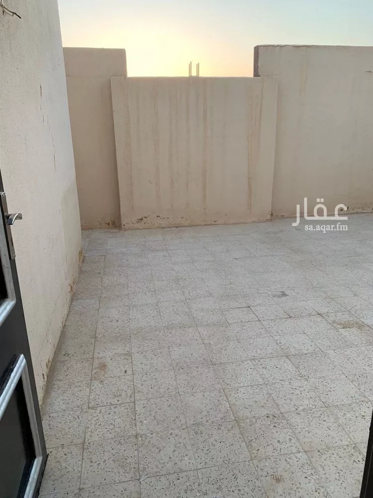 فيلا للبيع في شارع محمود بابلي, حي الرمال, مدينة الرياض, منطقة الرياض