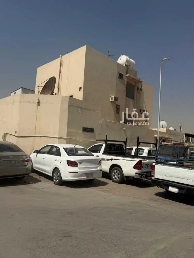 Building for Sale in Riyadh Al Malaz