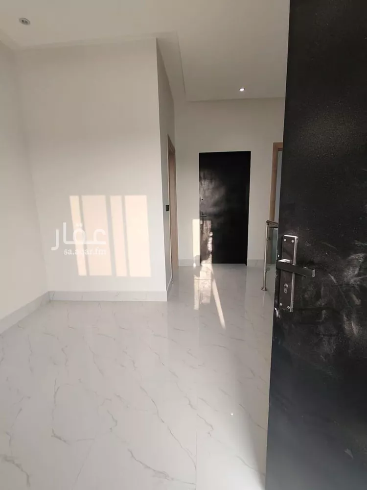 فيلا للبيع في شارع وادي مية, حي العريجاء الغربي, مدينة الرياض, منطقة الرياض صورة 4