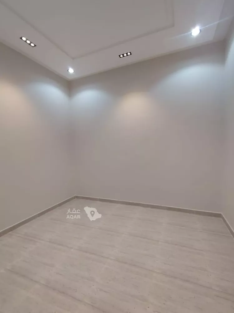 Floor for Sale in Riyadh Tuwaiq صورة 4