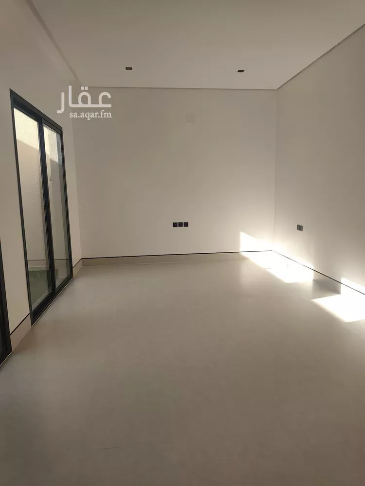 شقة للبيع في شارع اوس ابن خولي ابن عبدالله ابن الحارث, حي الورود, مدينة المزاحمية, منطقة الرياض صورة 4