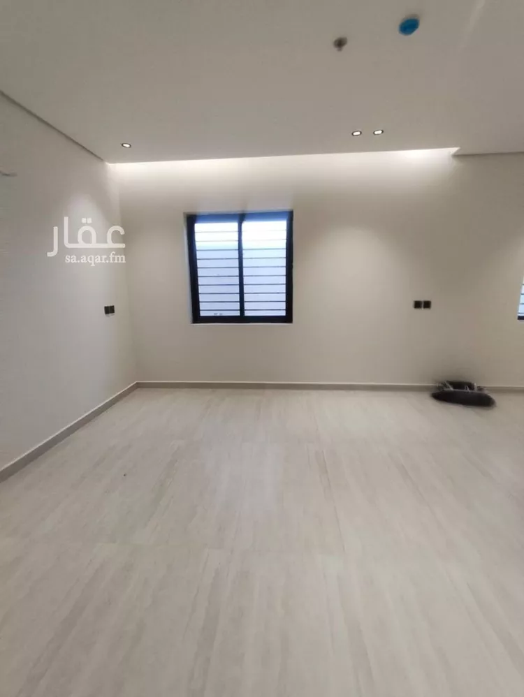 Apartment for Sale in Riyadh Shubra 7