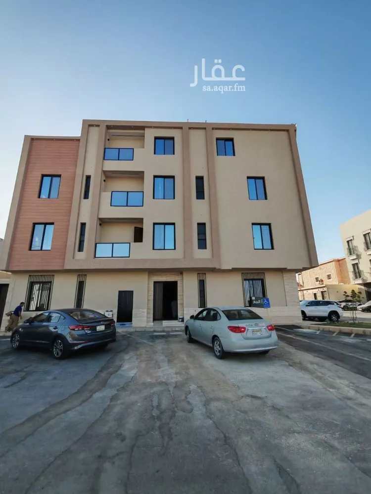 شقة للبيع في شارع محمد بن أبي السعادات, حي عكاظ, مدينة الرياض, منطقة الرياض